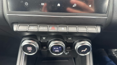 Renault Clio 1.0 TCe 90 Iconic Edition 5dr Petrol Hatchback